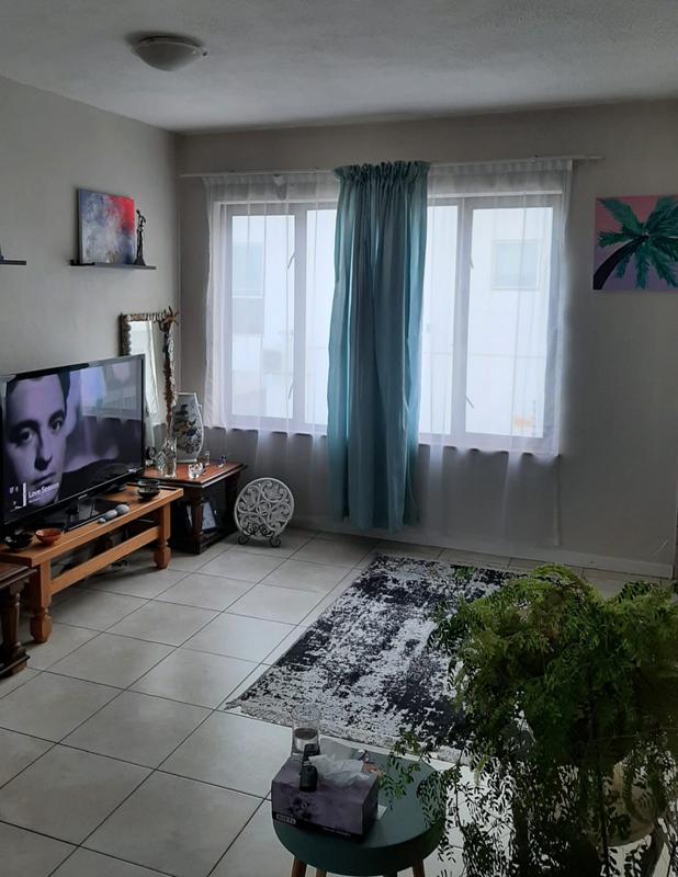 To Let 2 Bedroom Property for Rent in Strand Western Cape